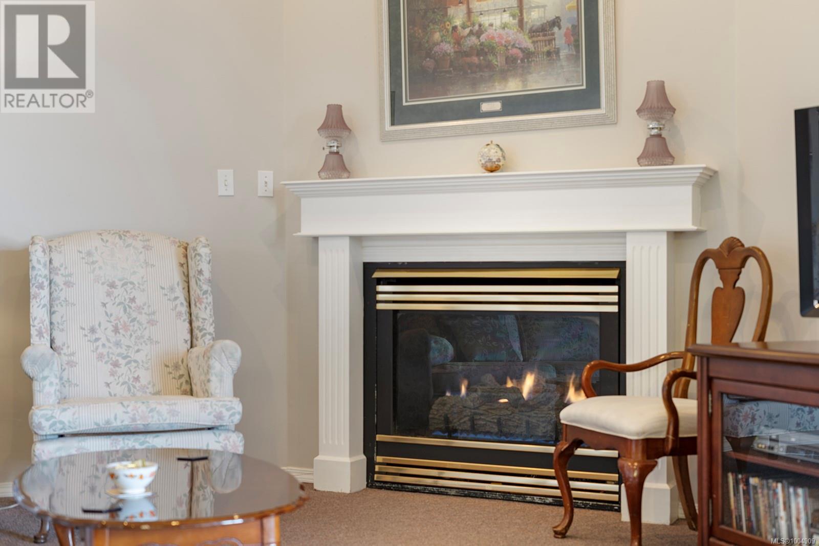 Photo 11 of 407 264 Mcvickers St, Parksville BC