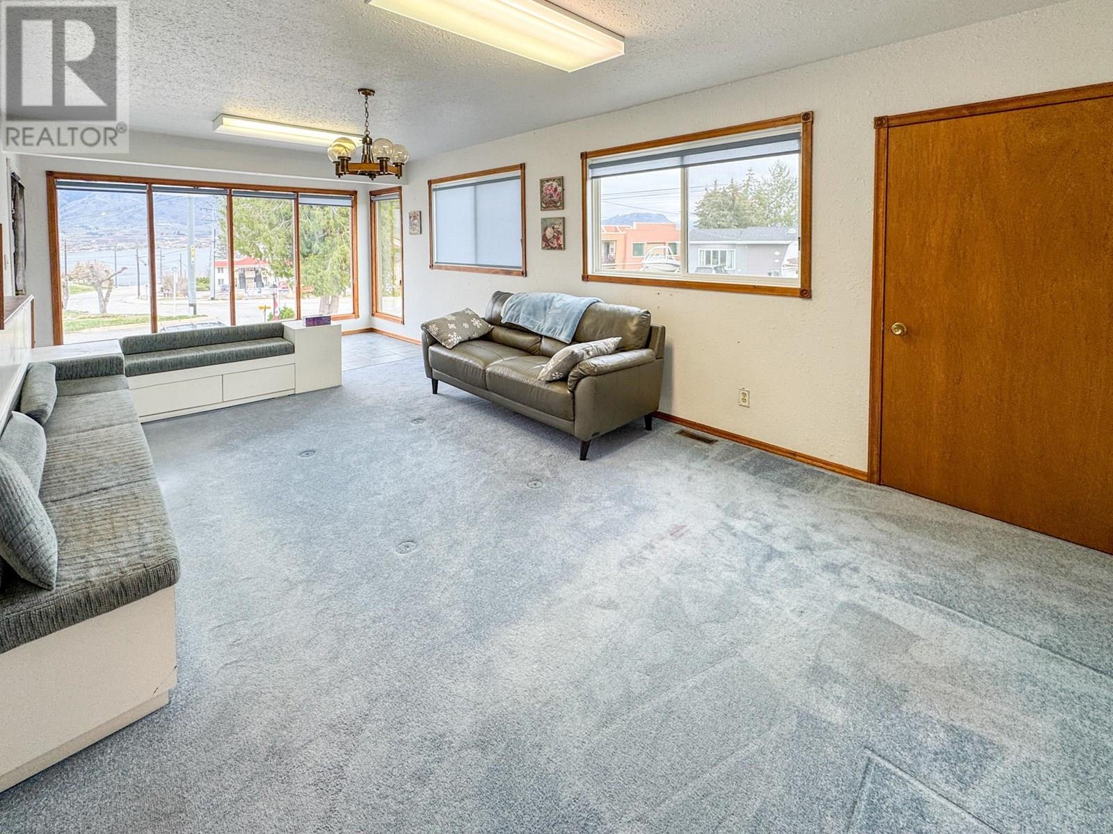 2 Quail Place, Osoyoos