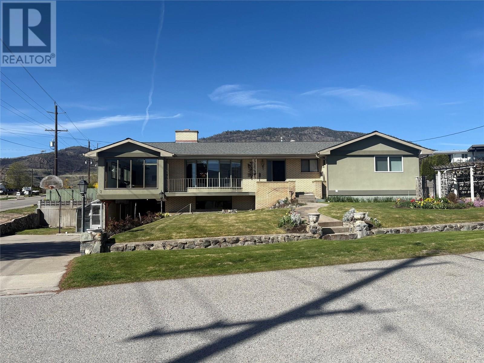 2 Quail Place, Osoyoos