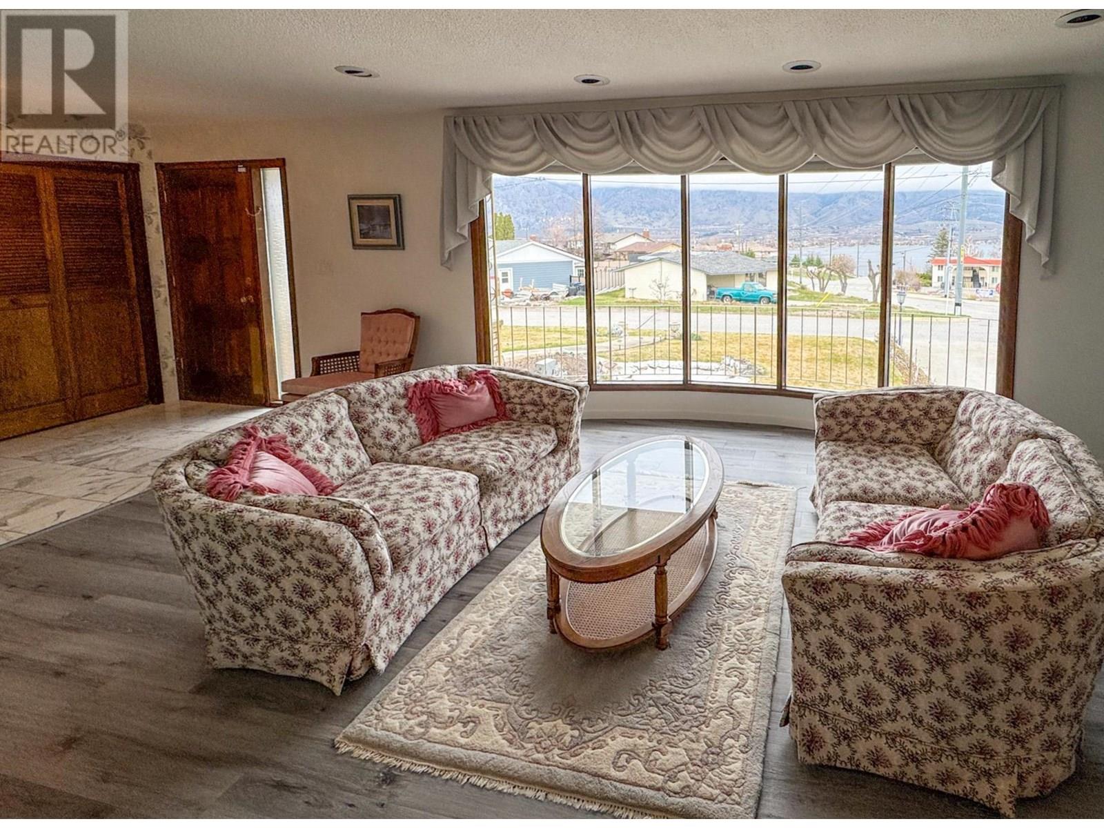 2 Quail Place, Osoyoos