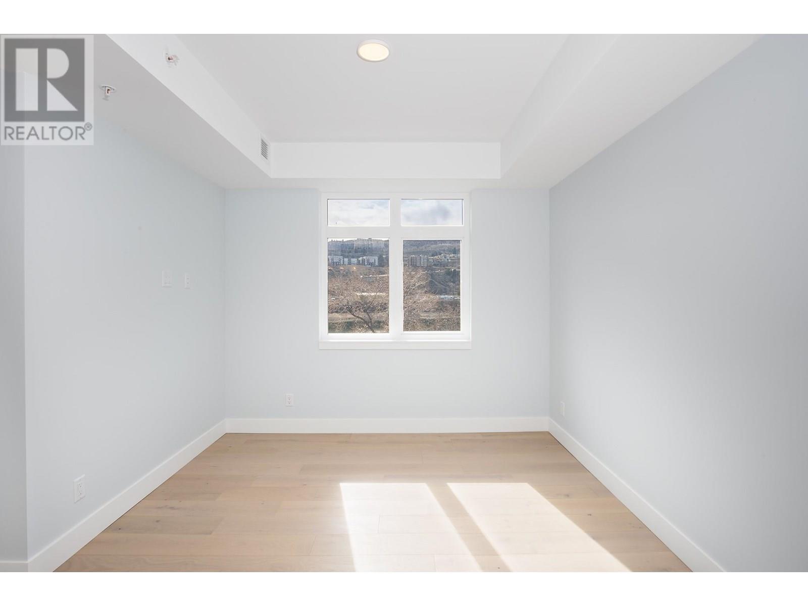 215 ROYAL Avenue Unit# 305, Kamloops
