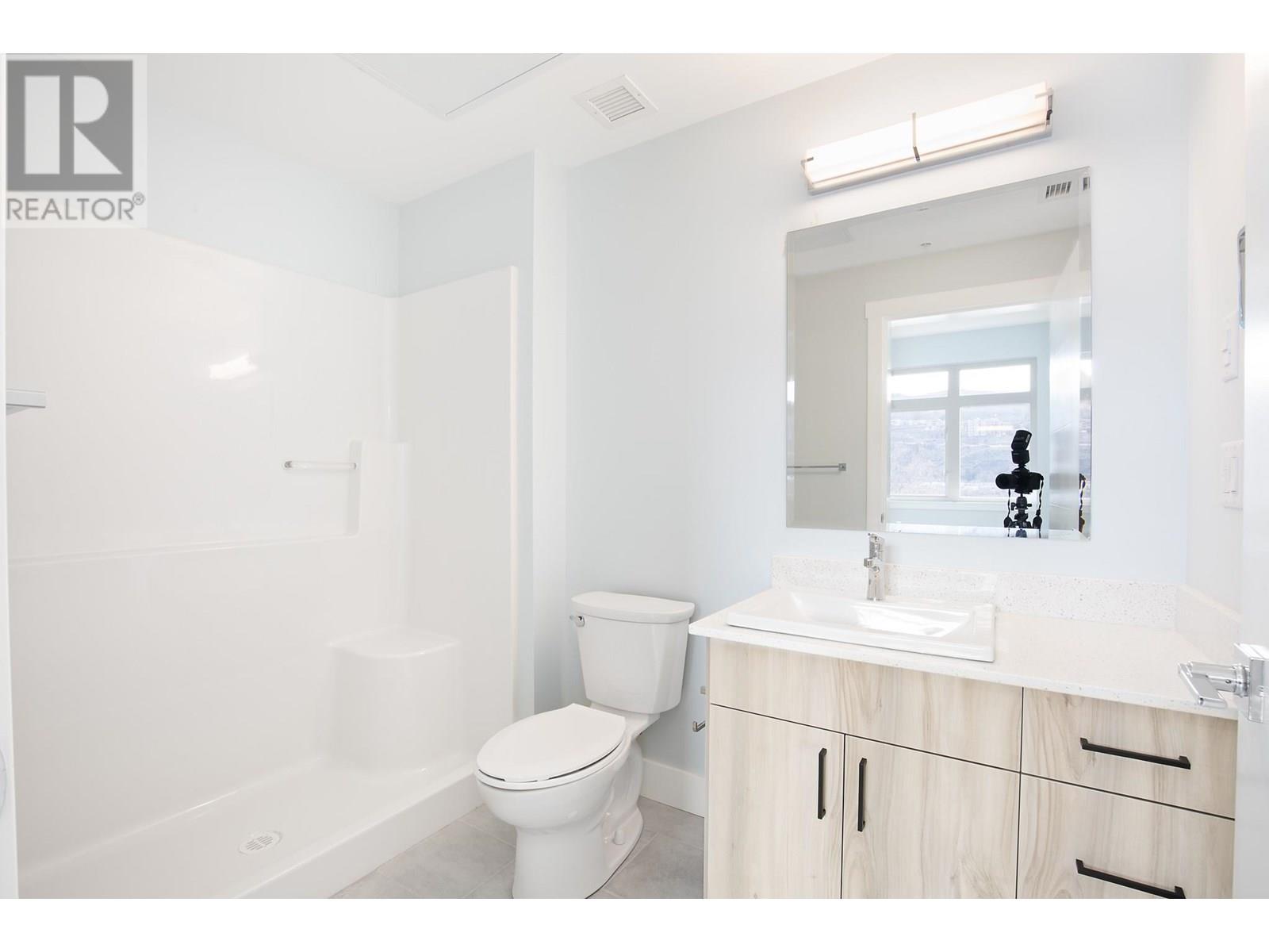 215 ROYAL Avenue Unit# 305, Kamloops