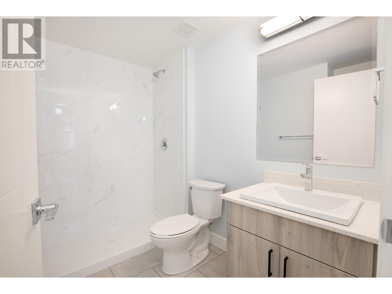 215 ROYAL Avenue Unit# 402, Kamloops