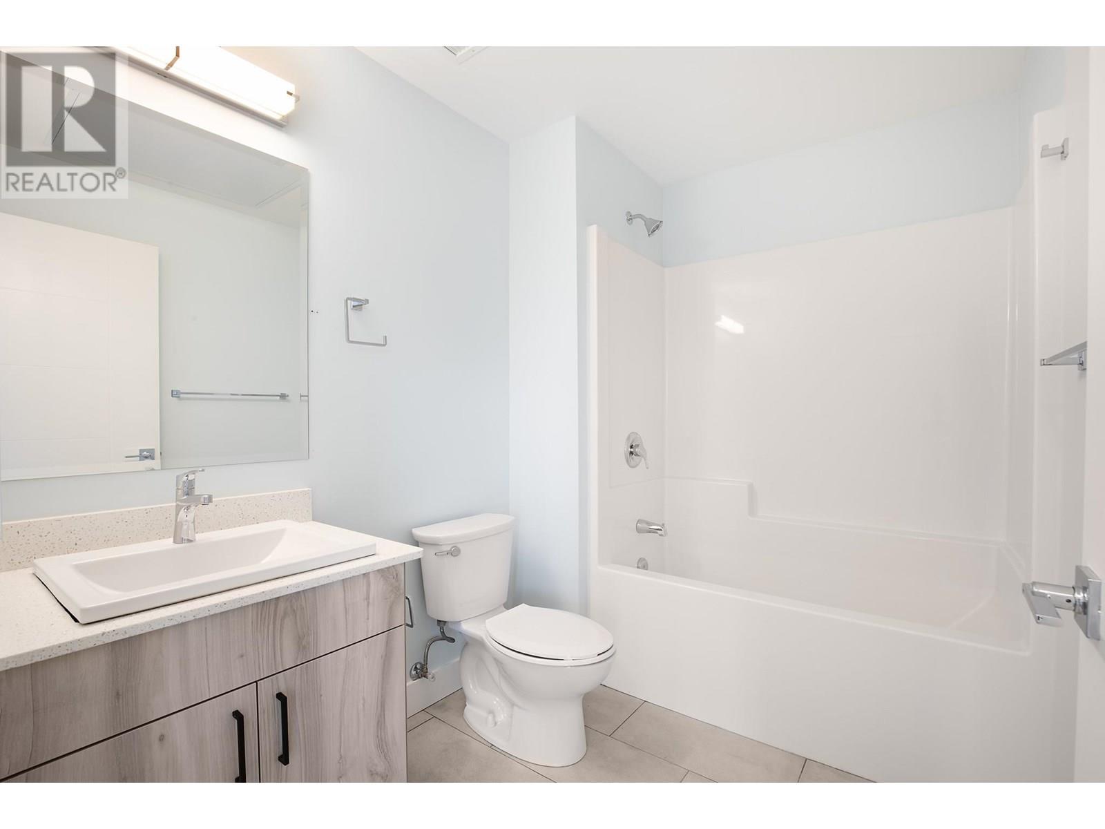 215 ROYAL Avenue Unit# 402, Kamloops