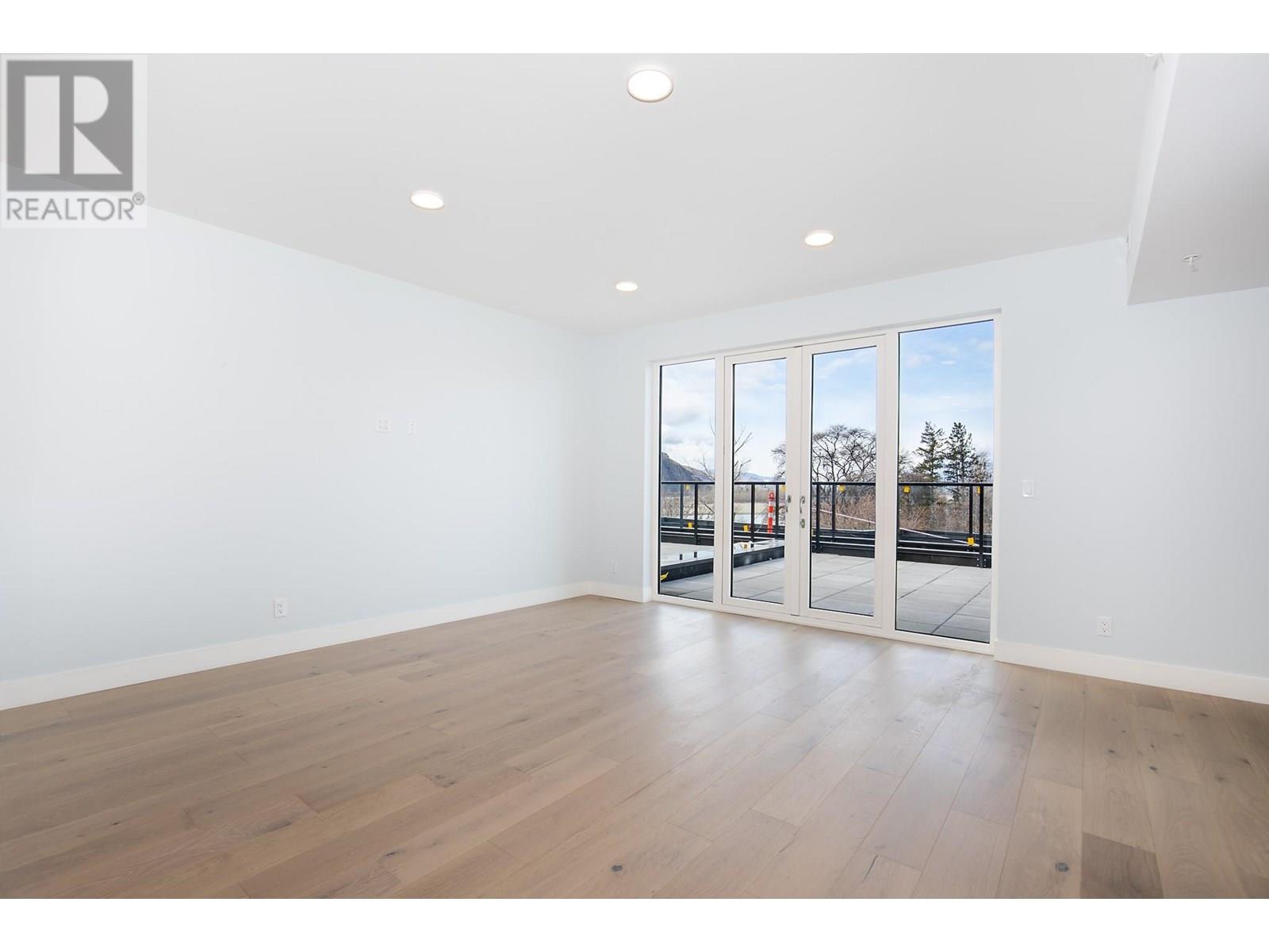 215 ROYAL Avenue Unit# 402, Kamloops