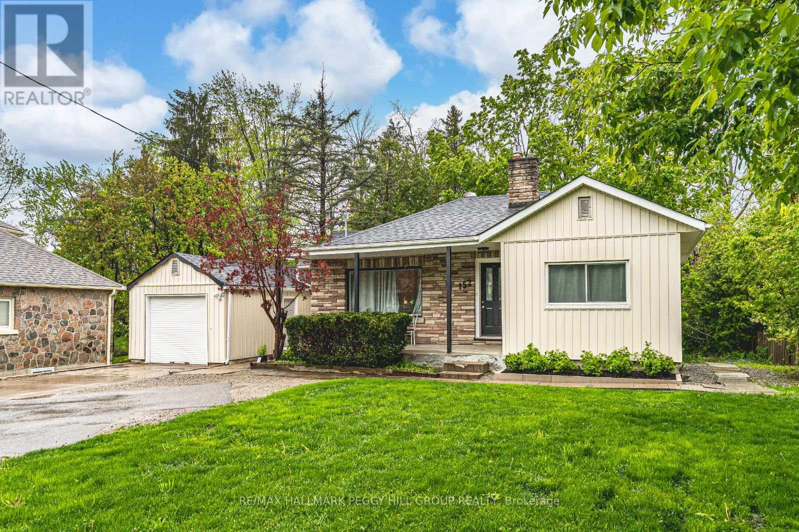 Photo 18 of 152 Owen Street, Barrie ON