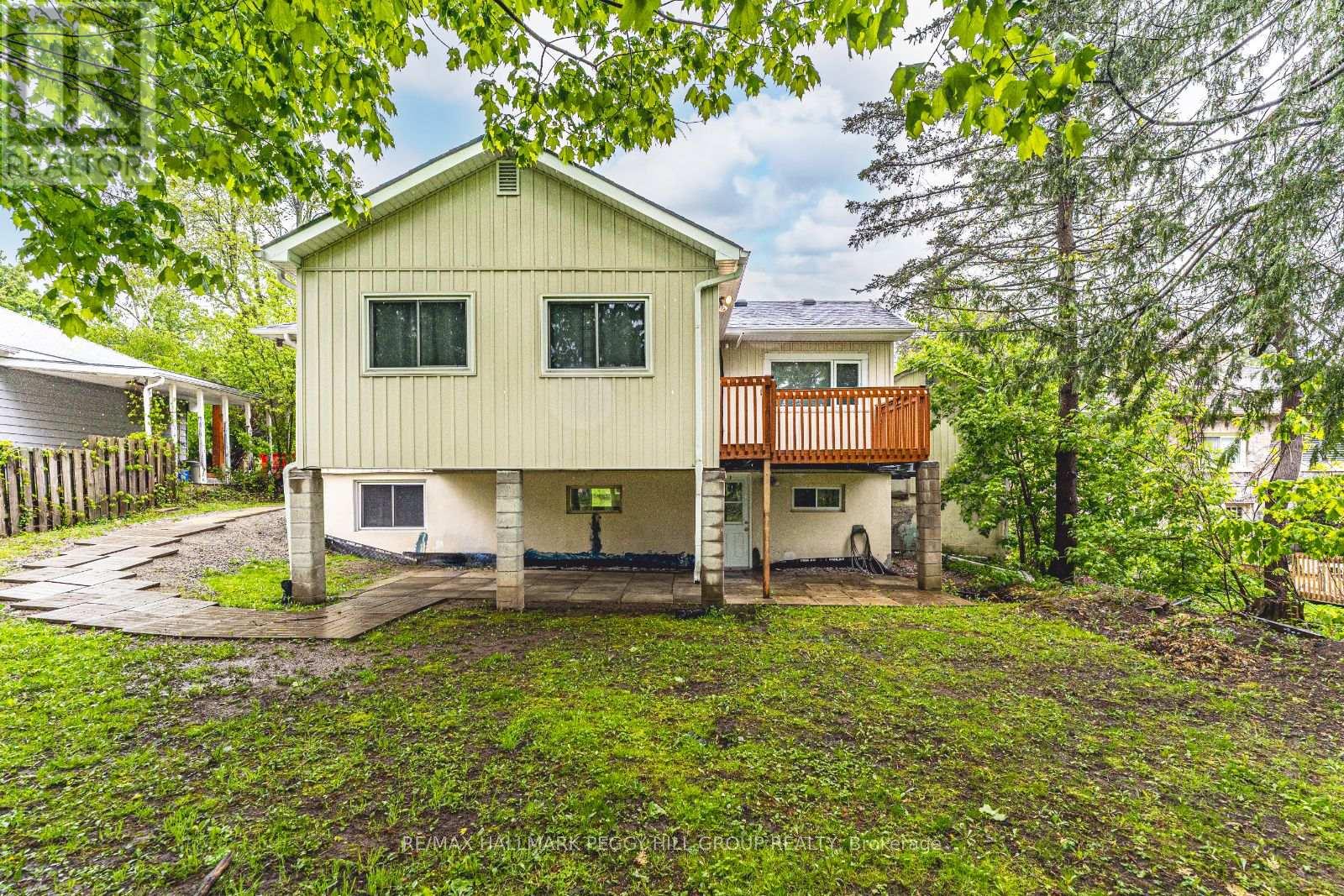 Photo 22 of 152 Owen Street, Barrie ON