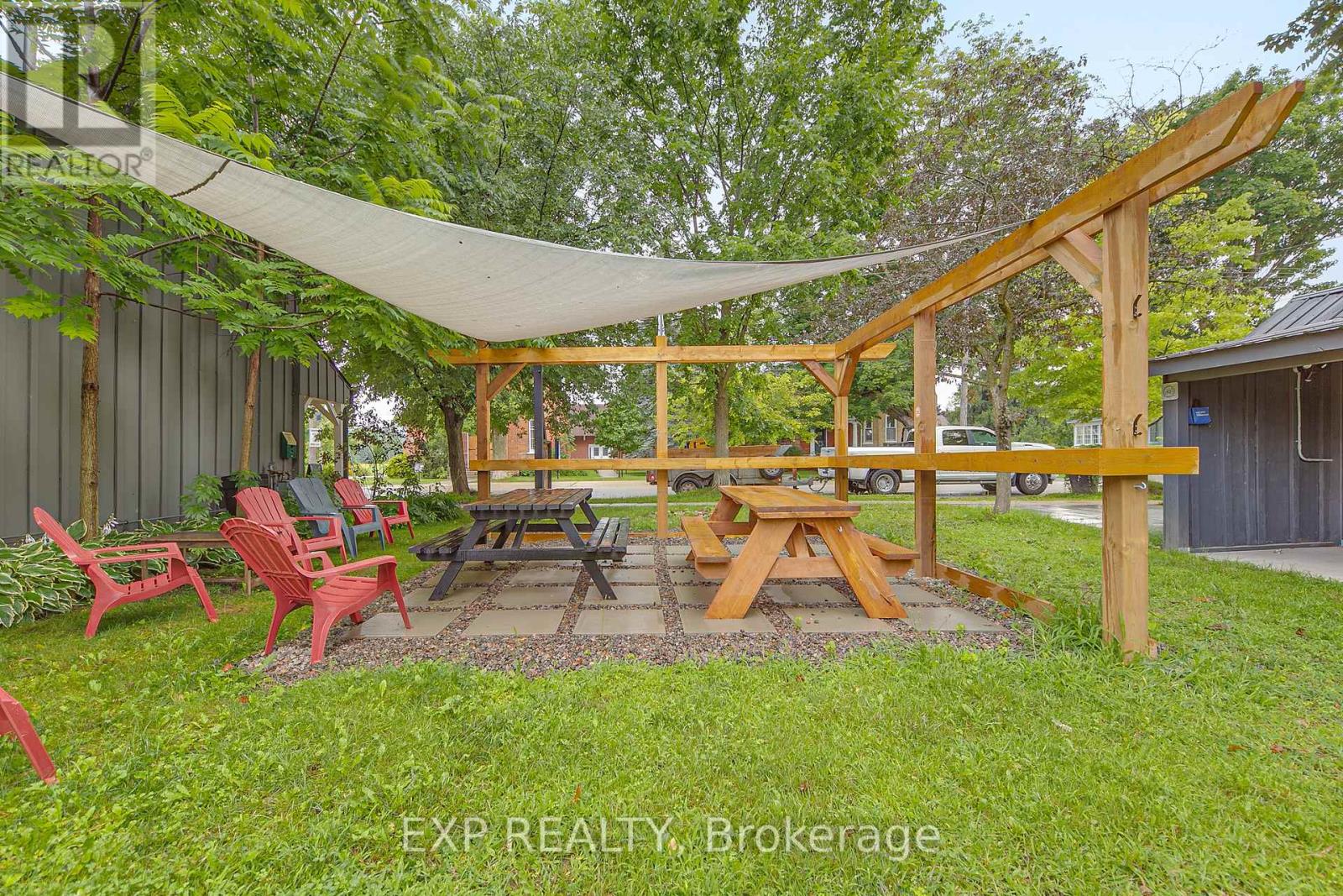 Photo 40 of 2 Francis Street E, Clearview ON