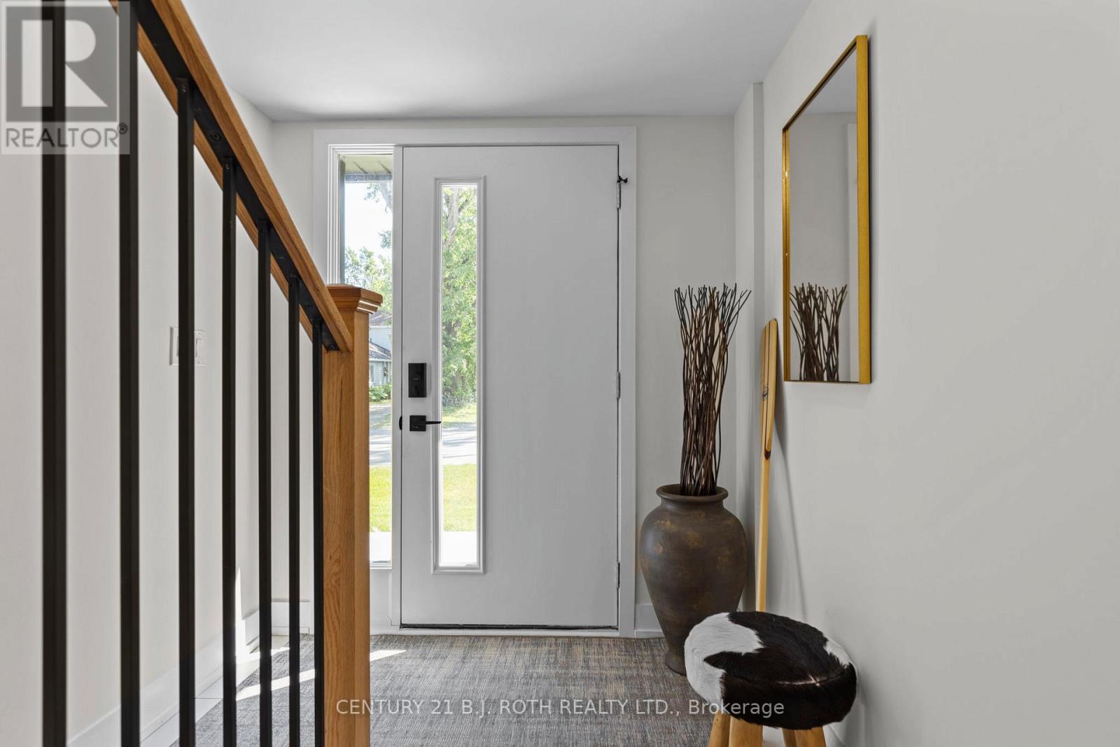 Photo 12 of 8 Bru Lor Lane, Orillia ON