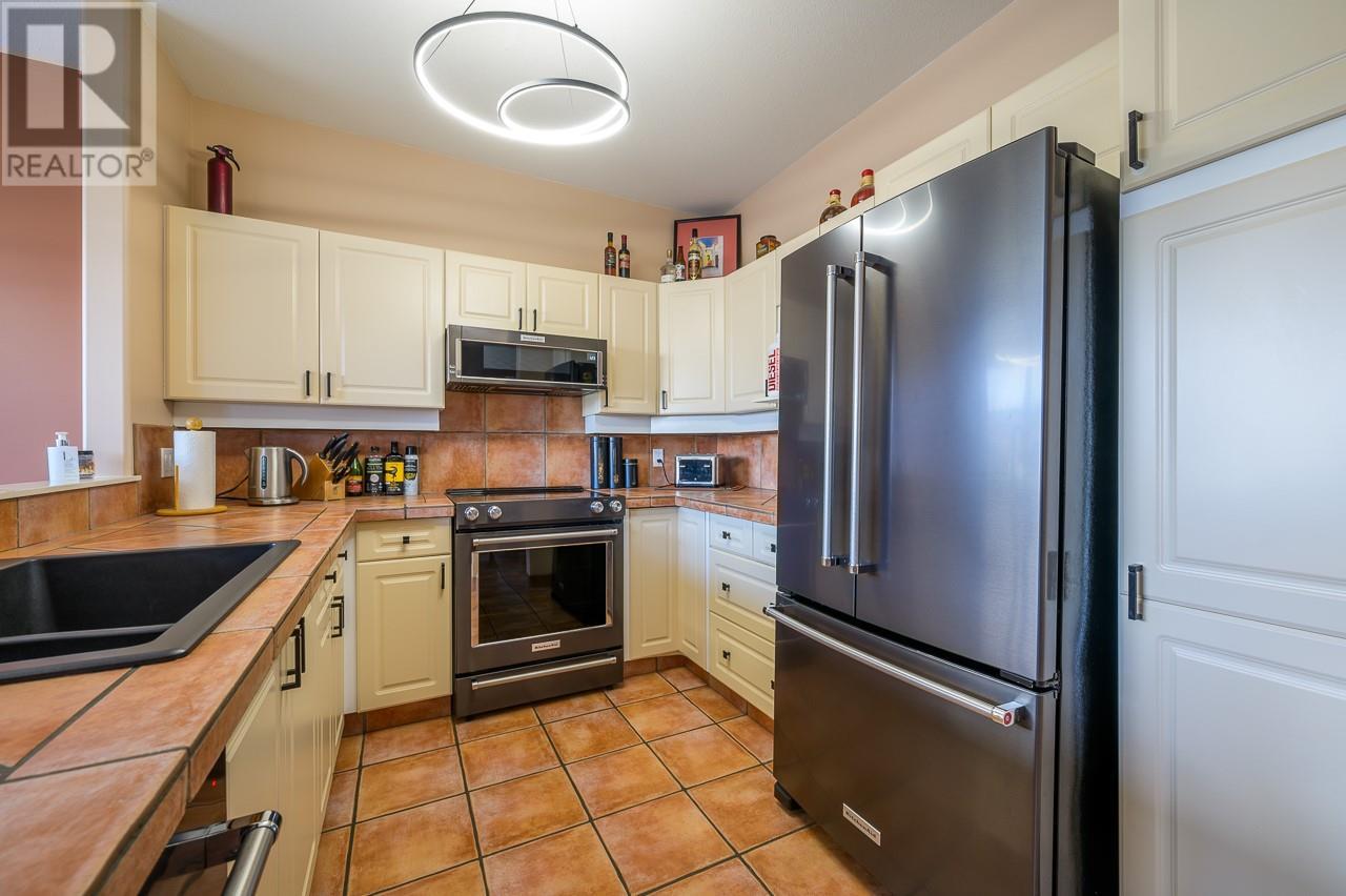 Photo 13 of 2365 Abbeyglen Way Unit 8, Kamloops BC