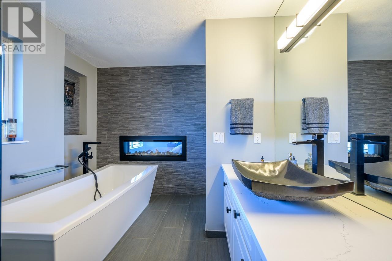 Photo 21 of 2365 Abbeyglen Way Unit 8, Kamloops BC