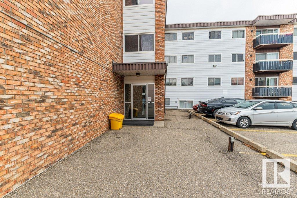 Photo 13 of 404 10320 113 St Nw, Edmonton AB