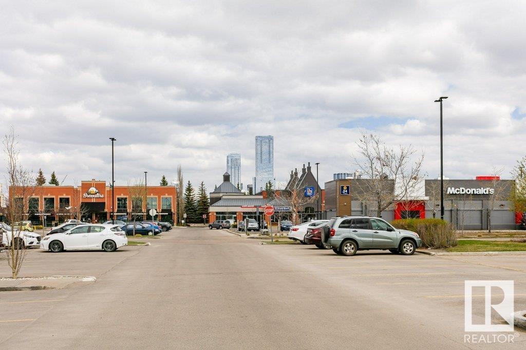 Photo 9 of 404 10320 113 St Nw, Edmonton AB