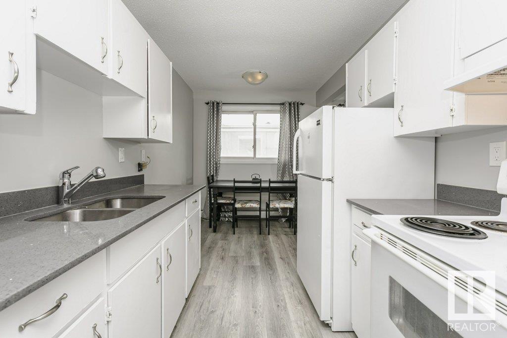Photo 5 of 404 10320 113 St Nw, Edmonton AB