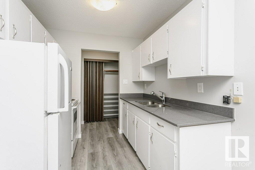 Photo 39 of 404 10320 113 St Nw, Edmonton AB