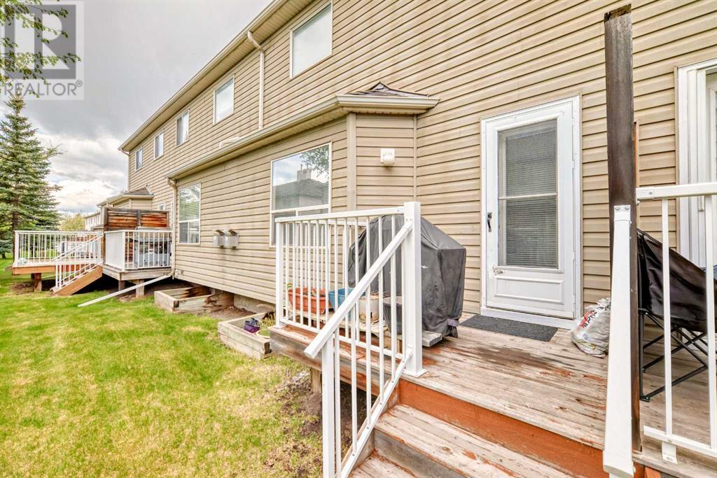 Single Family House for Sale in  Mt Aberdeen Manor SE McKenzie Lake Calgary 