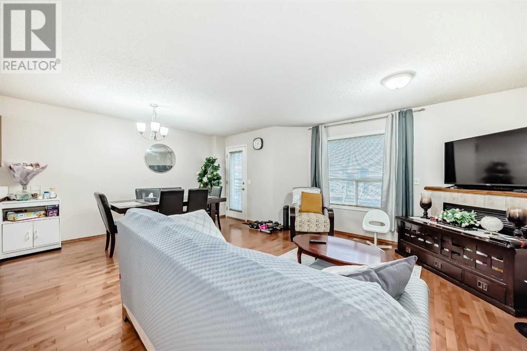 Single Family House for Sale in  Mt Aberdeen Manor SE McKenzie Lake Calgary 