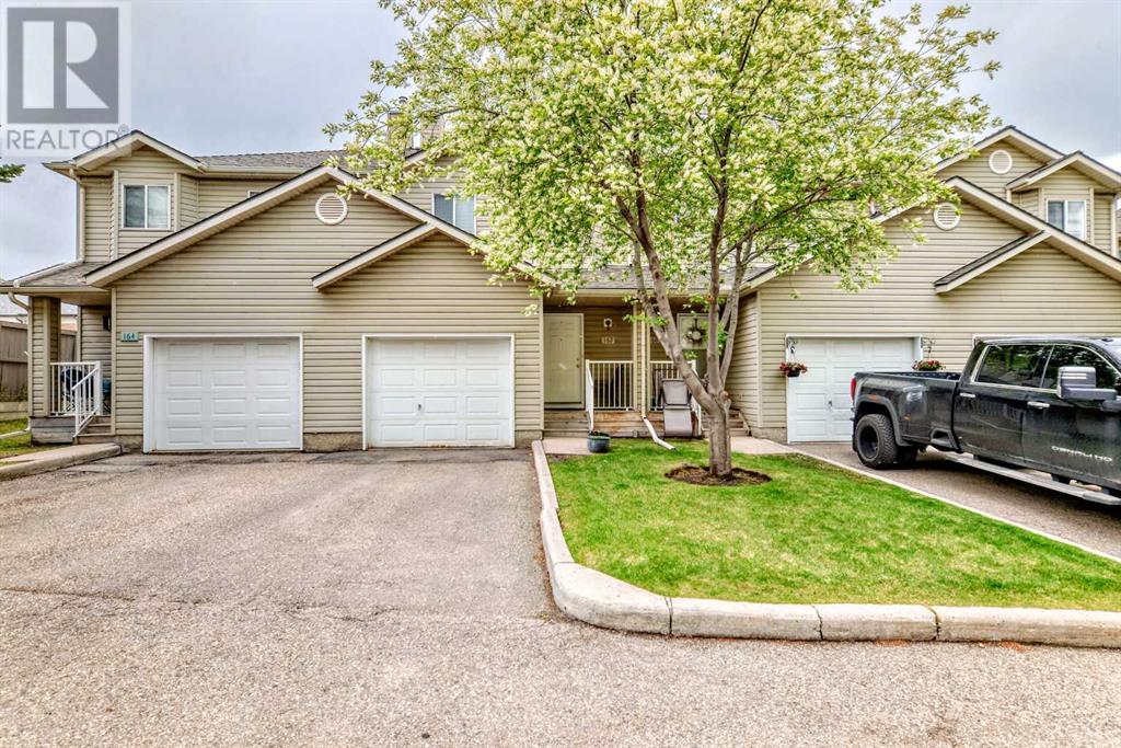 162 Mt Aberdeen Manor SE, Calgary, Alberta