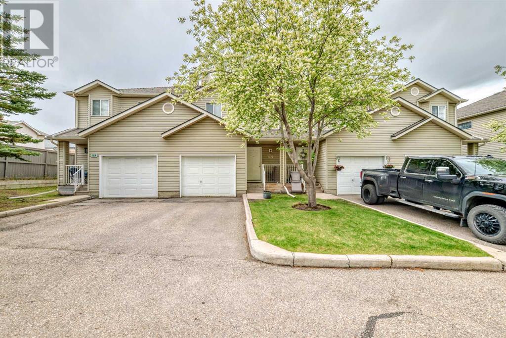 Single Family House for Sale in  Mt Aberdeen Manor SE McKenzie Lake Calgary 