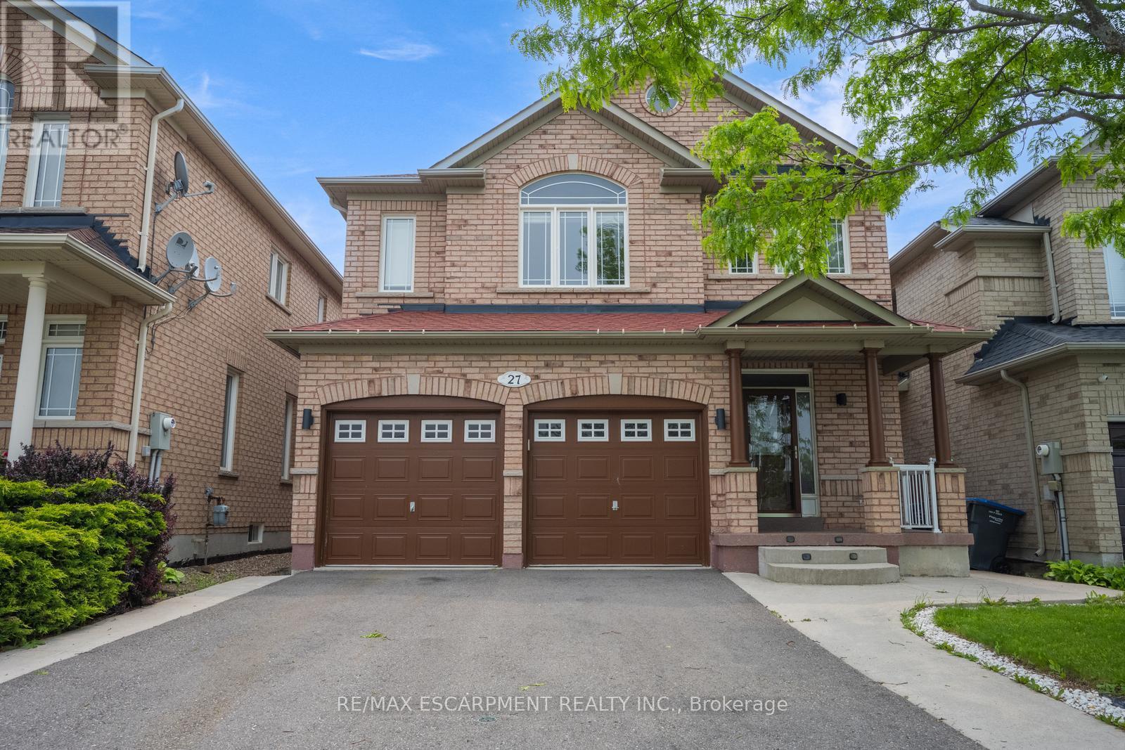 Photo 43 of 27 Putnam Drive, Brampton ON