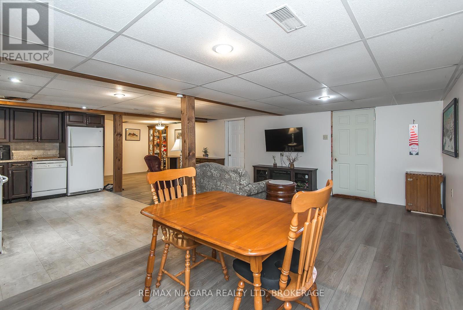 Photo 27 of 4530 Marshall Road, Niagara Falls ON