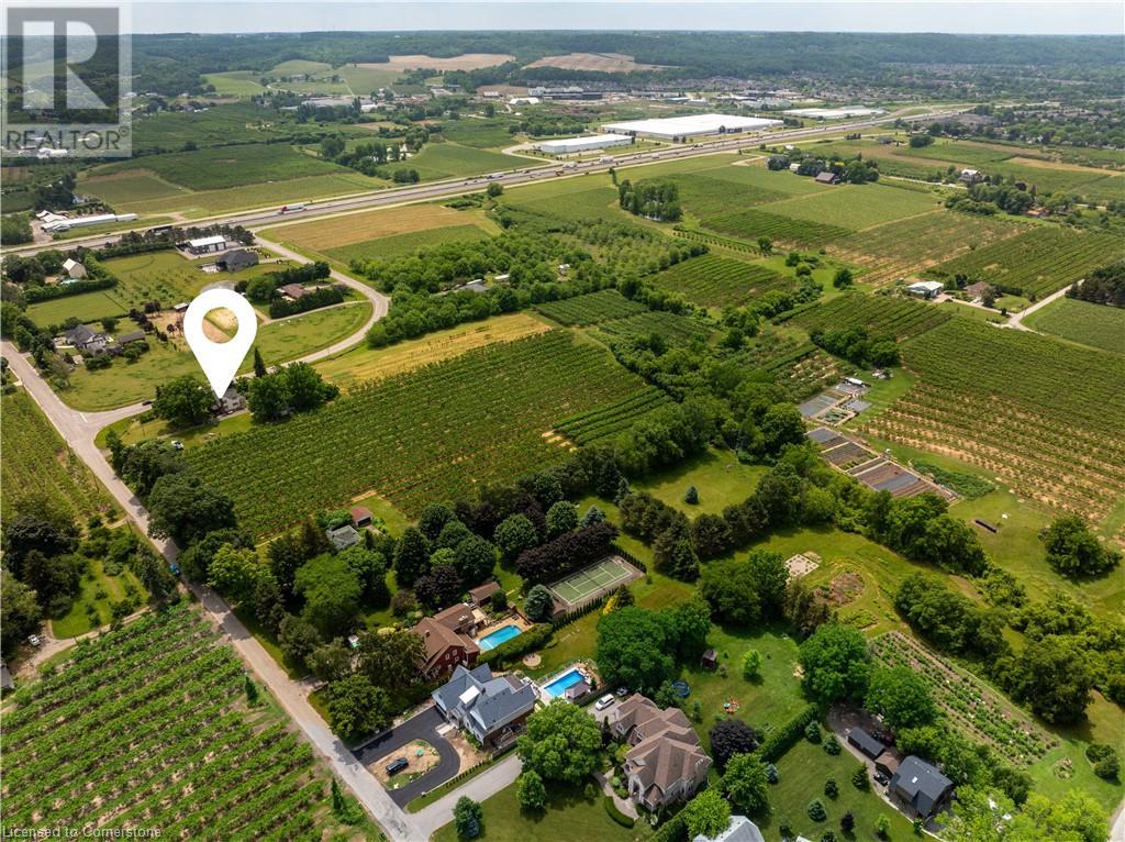 Photo 6 of 4864 Mountainview Road N, Beamsville ON