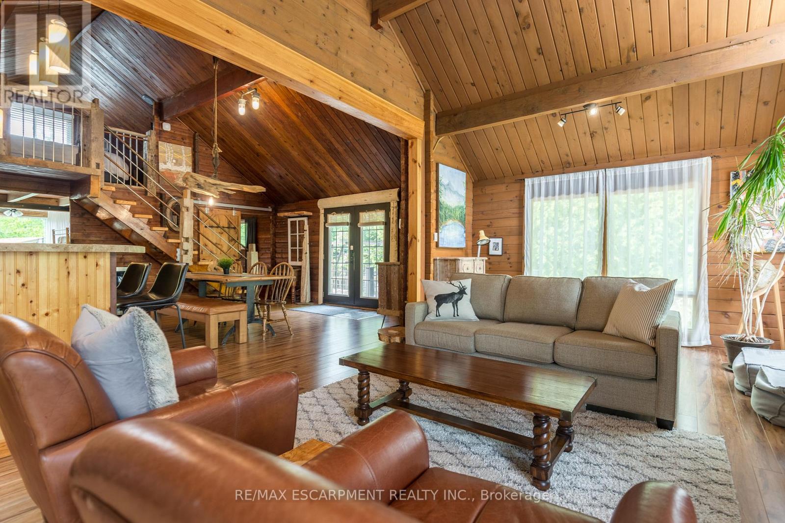 Photo 47 of 209850 26 Highway, Blue Mountains ON