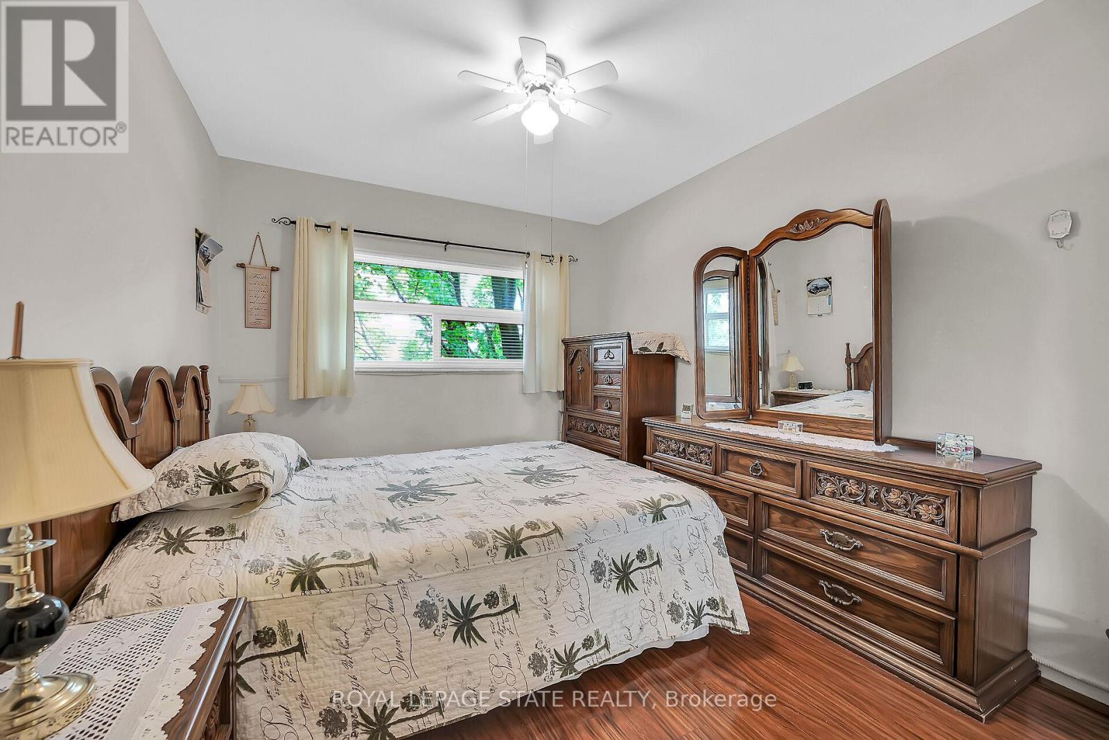 Photo 16 of 208 11 Woodman Drive S, Hamilton ON