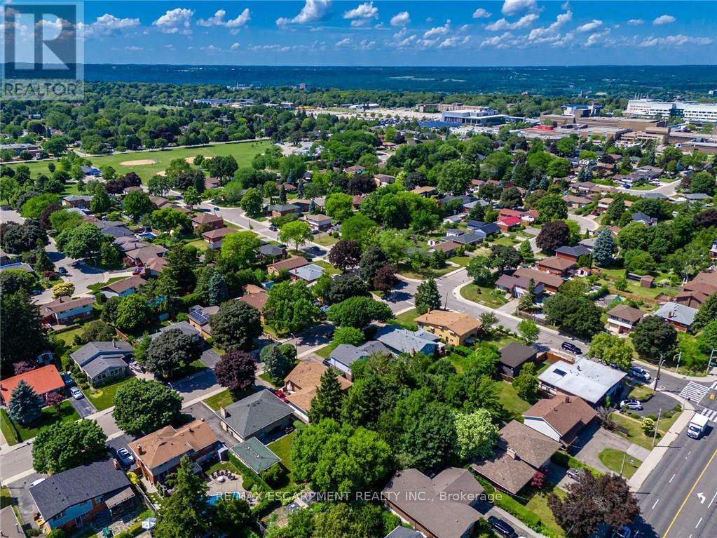 Photo 16 of 176 Laurier Avenue, Hamilton ON