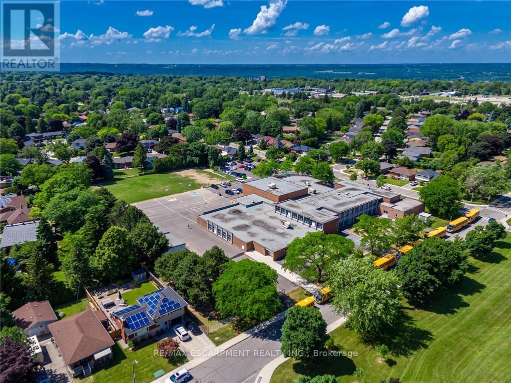Photo 20 of 176 Laurier Avenue, Hamilton ON