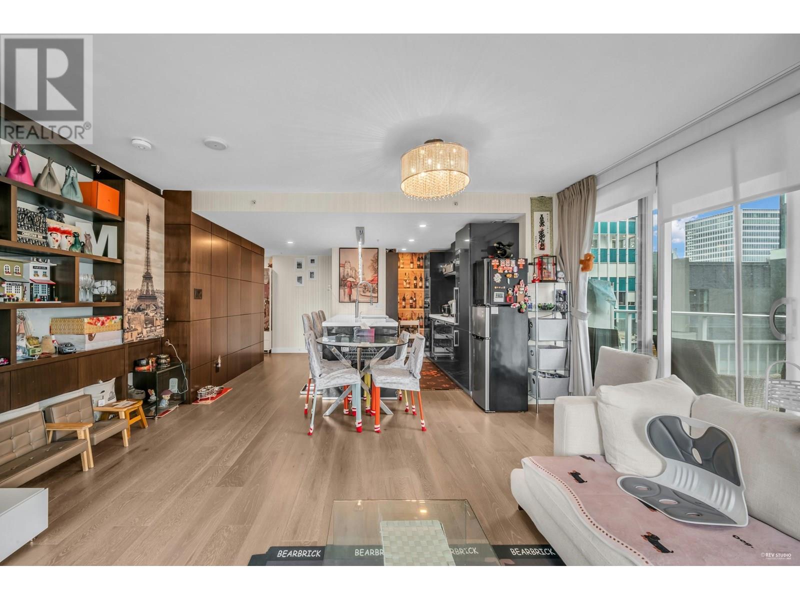 Photo 15 of 1709 777 Richards Street, Vancouver BC