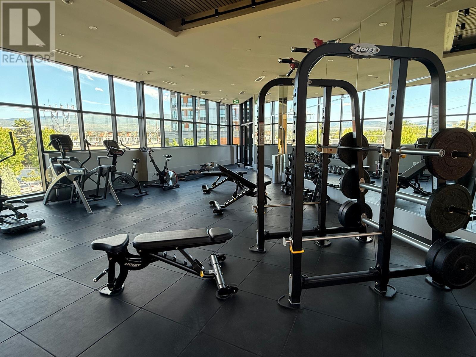 405 3409 Lakeshore Road, Kelowna