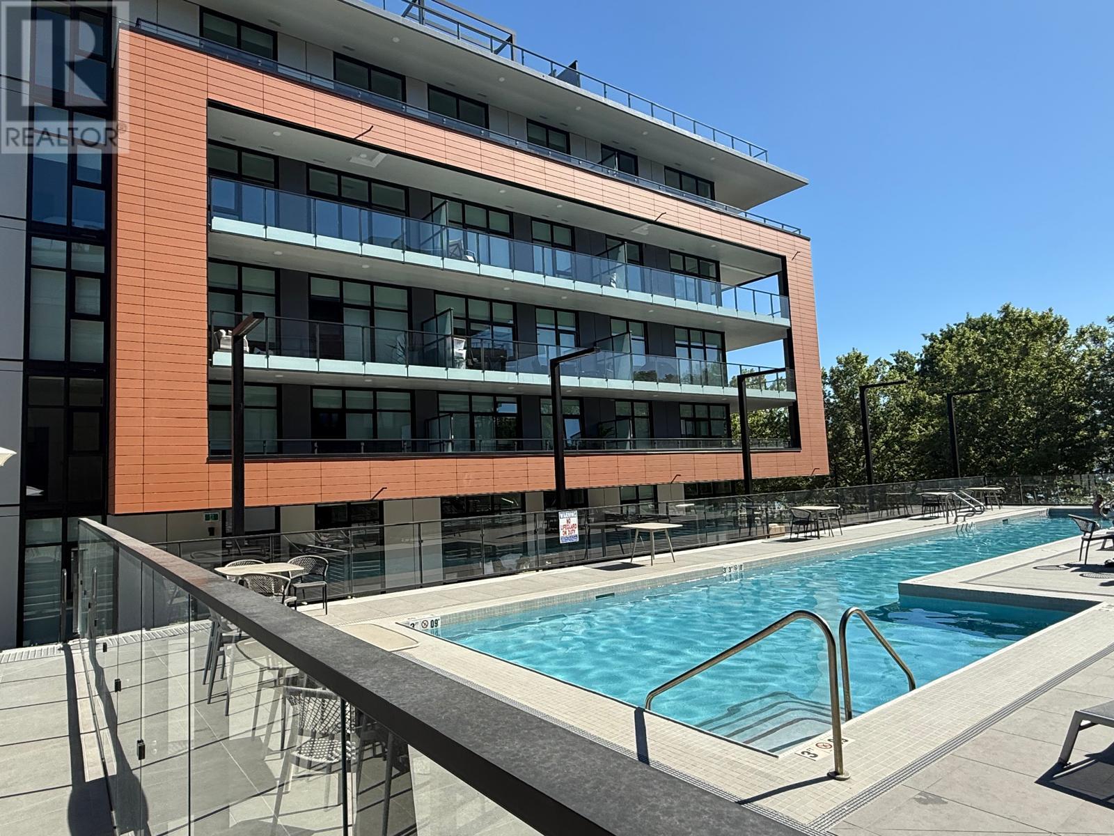 405 3409 Lakeshore Road, Kelowna