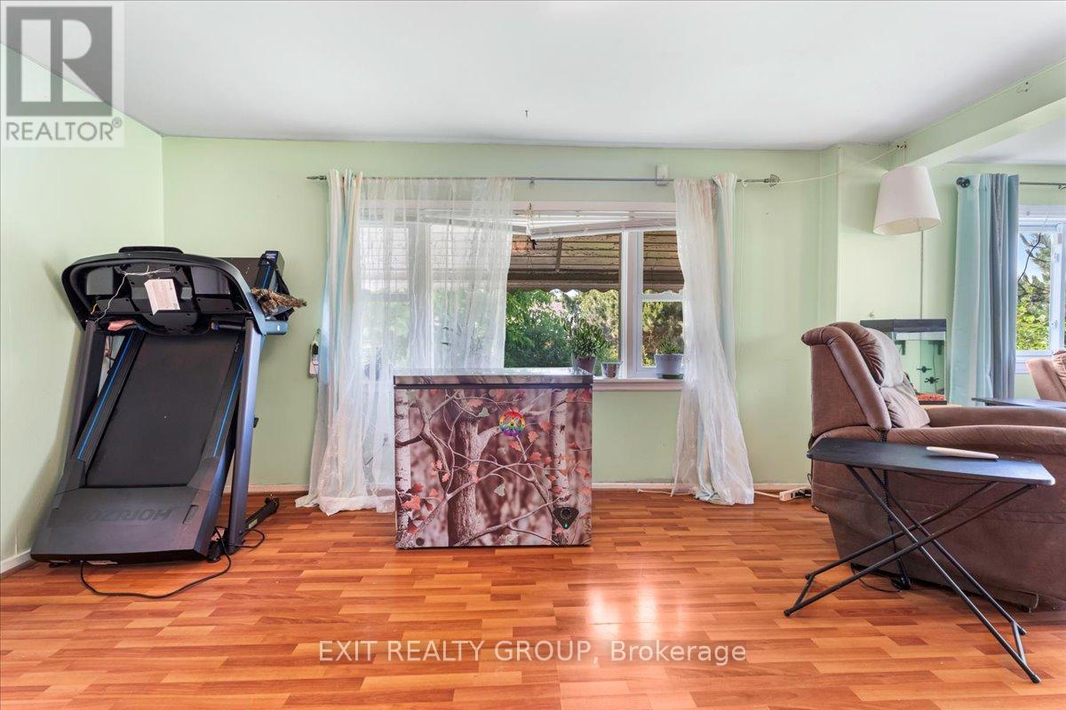 Photo 34 of 358 Riverside Parkway, Quinte West ON