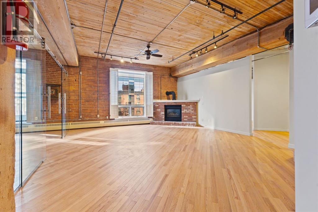 Single Family House Loft for Sale in    Avenue SW Beltline Calgary 