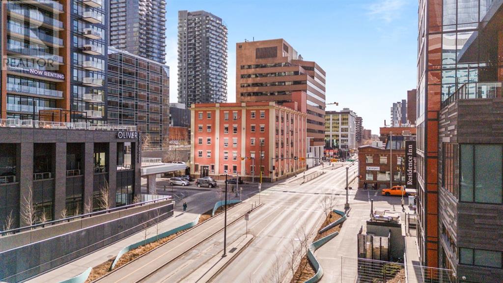 Single Family House Loft for Sale in    Avenue SW Beltline Calgary 