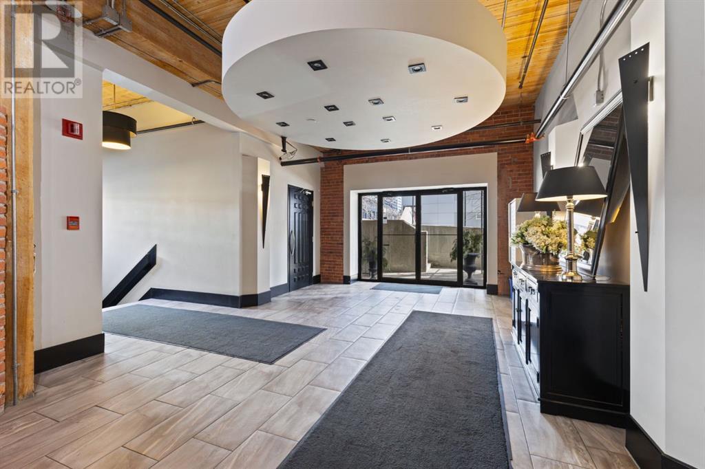 Single Family House Loft for Sale in    Avenue SW Beltline Calgary 