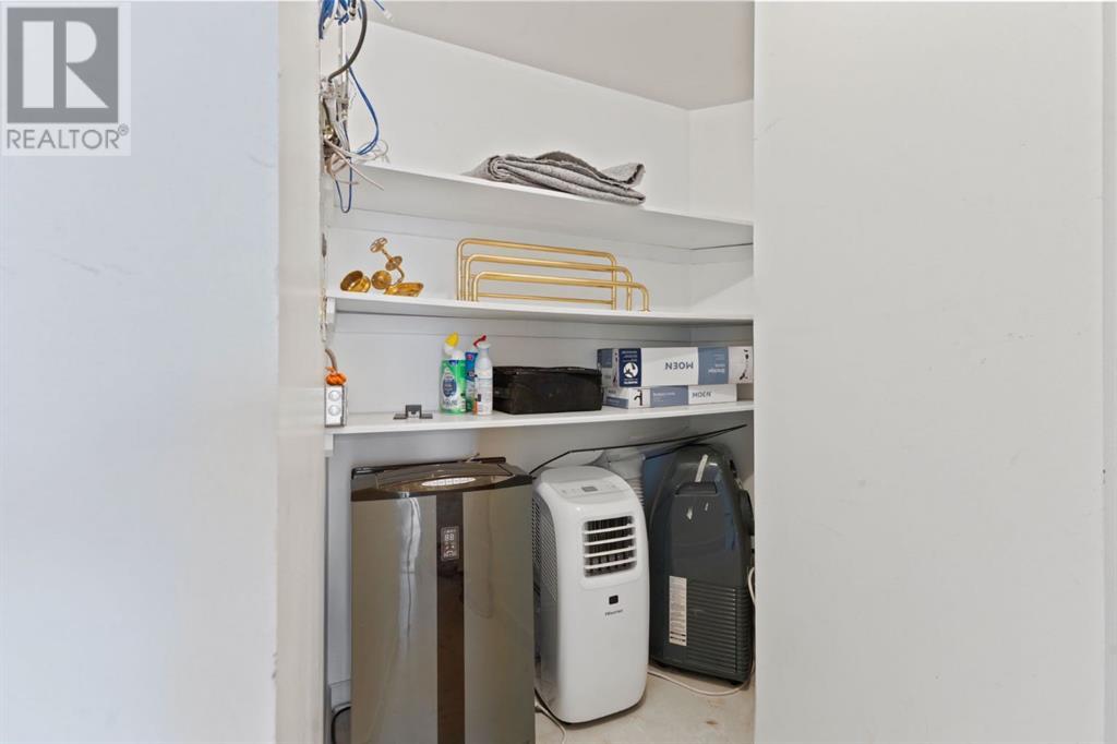 Single Family House Loft for Sale in    Avenue SW Beltline Calgary 