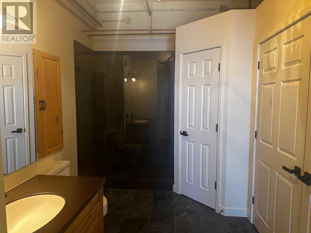 Single Family House Loft for Sale in    Avenue SW Beltline Calgary 