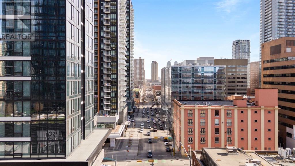 Single Family House Loft for Sale in    Avenue SW Beltline Calgary 
