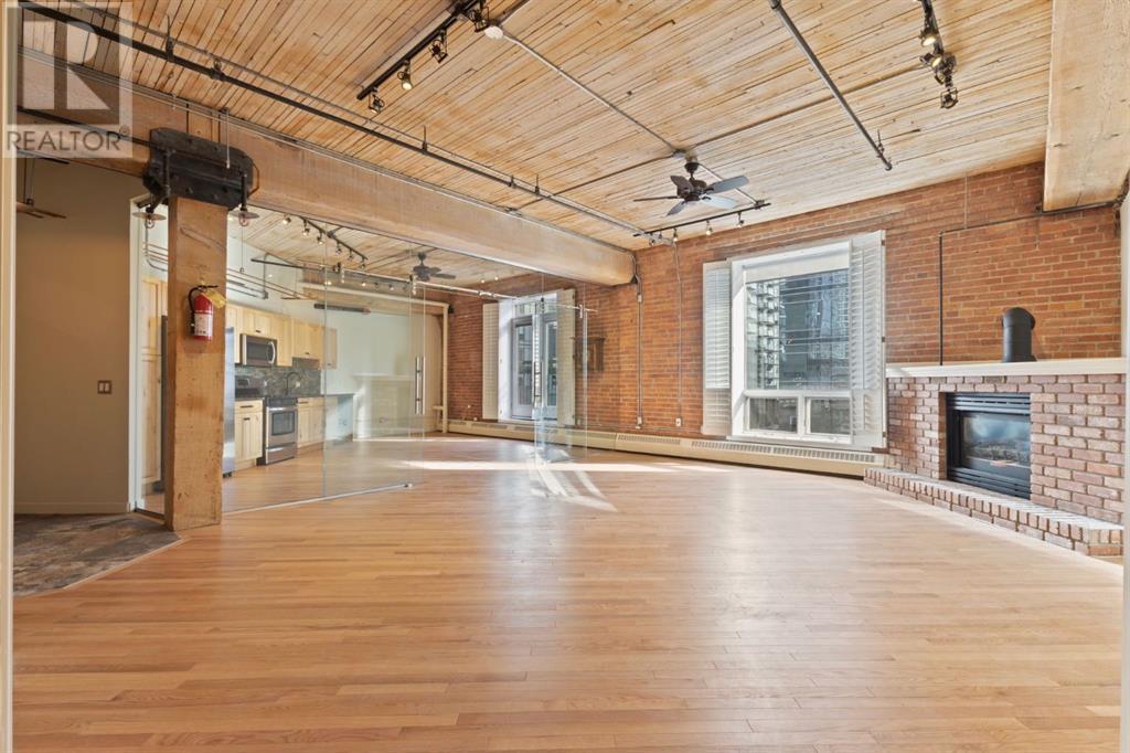 Single Family House Loft for Sale in    Avenue SW Beltline Calgary 