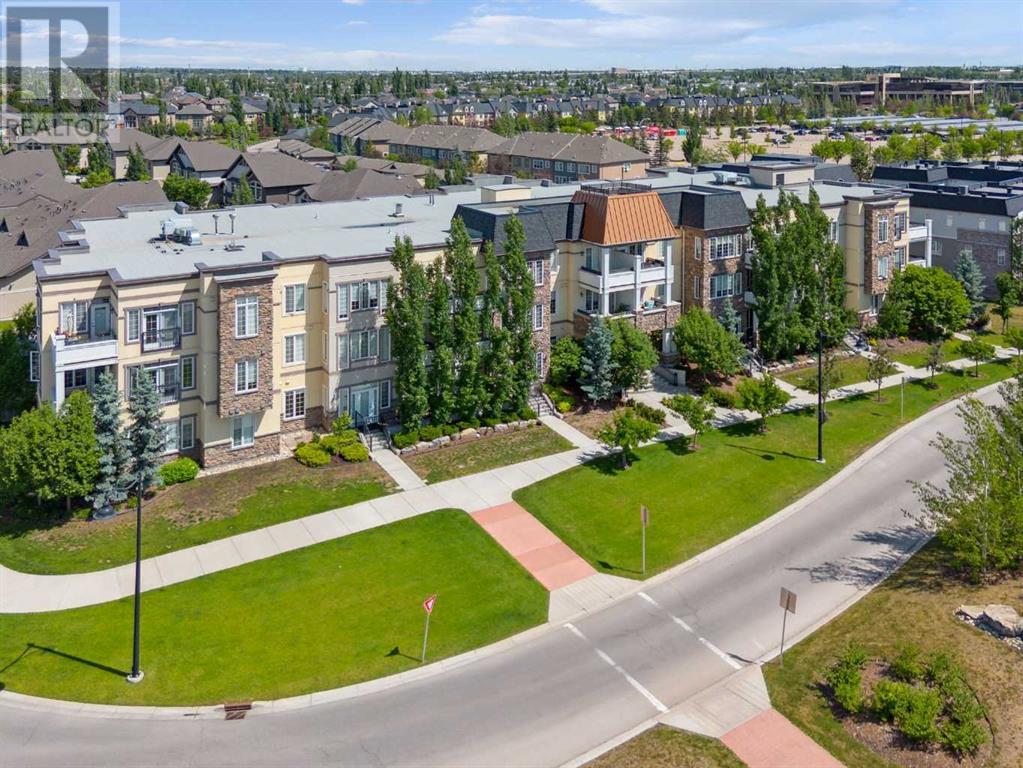 Single Family House for Sale in   Quarry Gate SE Douglasdale/Glen Calgary 