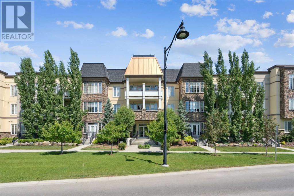 Single Family House for Sale in   Quarry Gate SE Douglasdale/Glen Calgary 