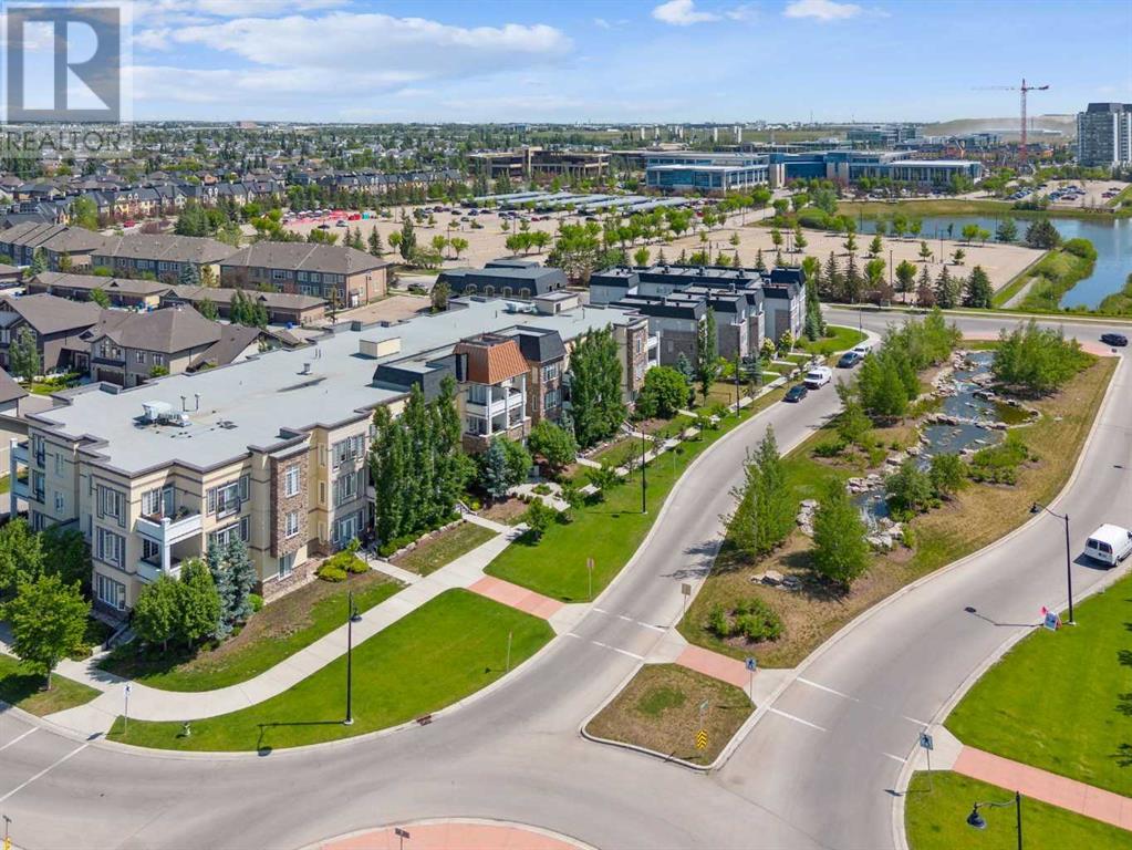 Single Family House for Sale in   Quarry Gate SE Douglasdale/Glen Calgary 
