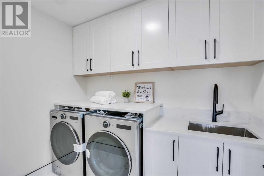 Single Family House for Sale in   Avenue SW North Glenmore Park Calgary 