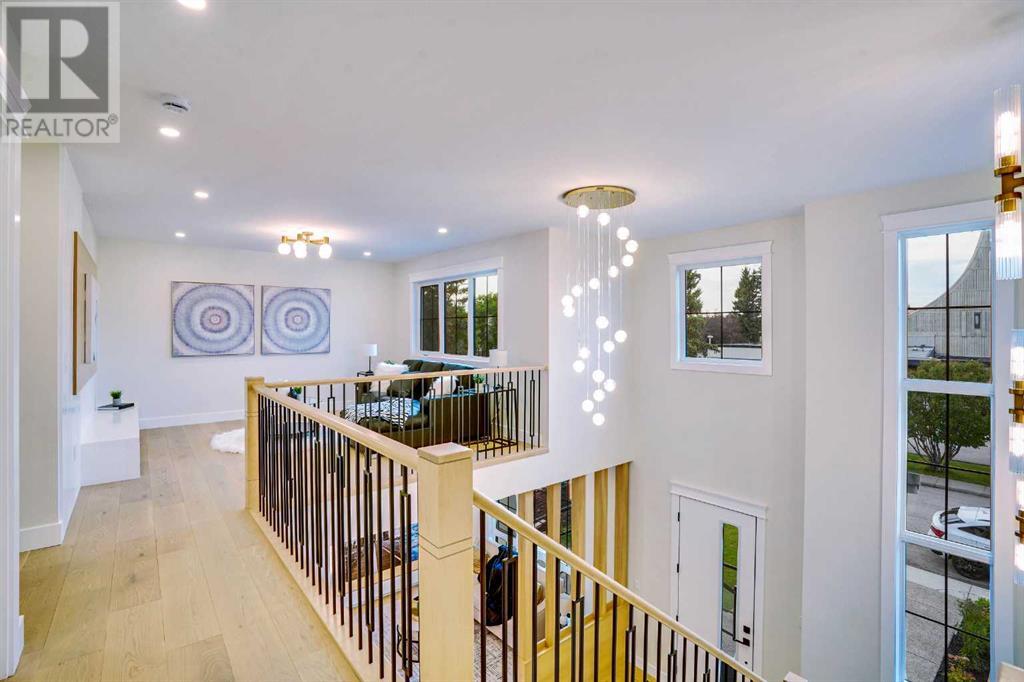 Single Family House for Sale in   Avenue SW North Glenmore Park Calgary 