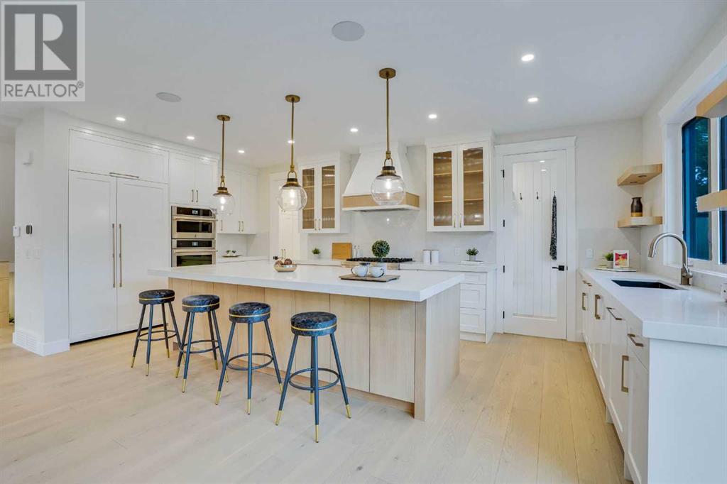 Single Family House for Sale in   Avenue SW North Glenmore Park Calgary 