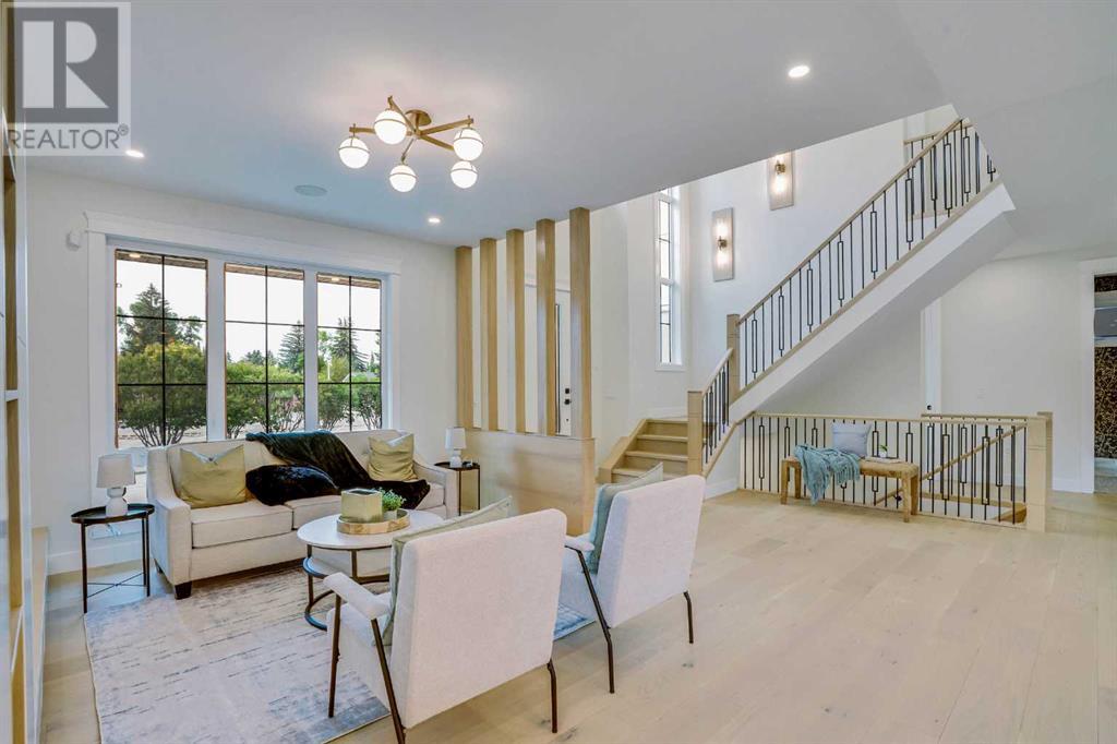 Single Family House for Sale in   Avenue SW North Glenmore Park Calgary 
