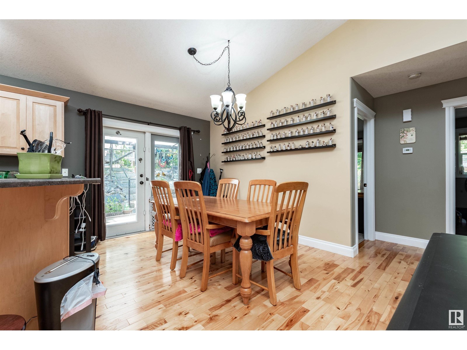 Photo 18 of 234 22106 South Cooking Lake Rd, Rural Strathcona County AB