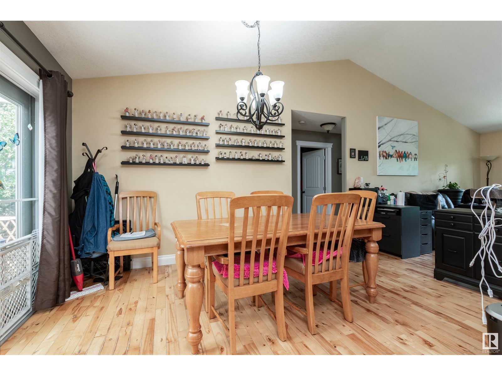 Photo 19 of 234 22106 South Cooking Lake Rd, Rural Strathcona County AB